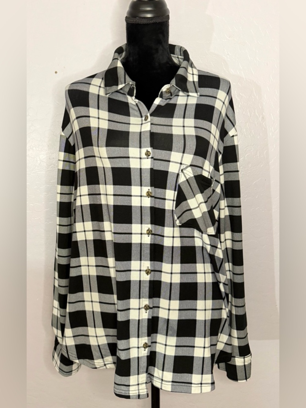 Fashion Nova White and Black Flannel